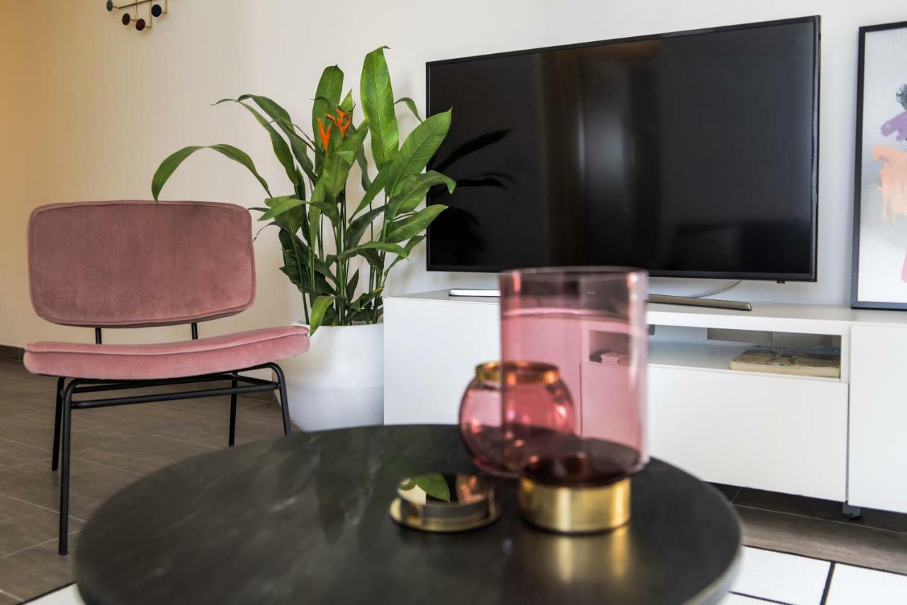 Phaedrus Living City Centre Luxury Flat Anemone 103 Никосия Экстерьер фото